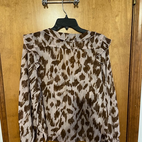 Sheer print blouse from Versona / Melloday brand.  Never worn. - Picture 4 of 4